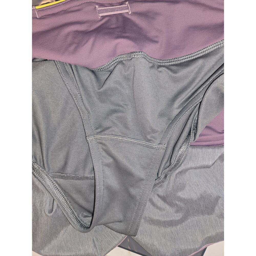 Lululemon Grey Shorts Size 10 Preloved- Great Condition - Picture 7 of 7